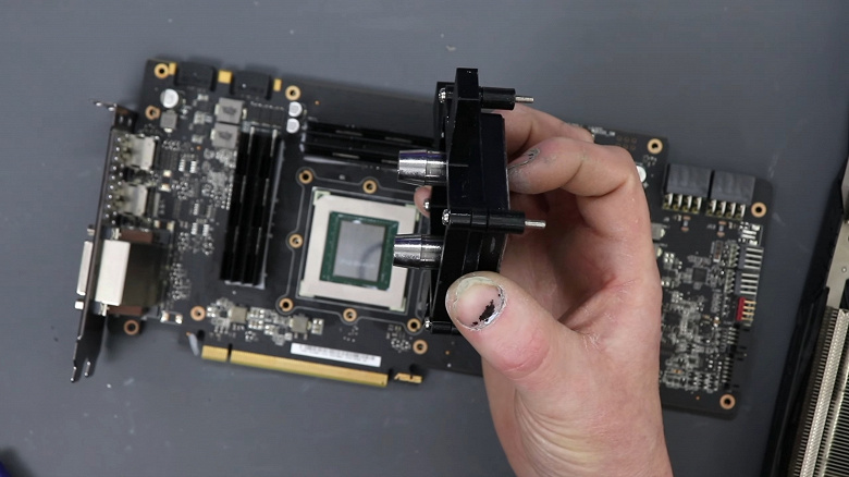 Бюджетная и слабая GeForce RTX 5050 против некогда флагманской GTX 1080 Ti. Сравнение показывает, что восемь лет даром не прошли